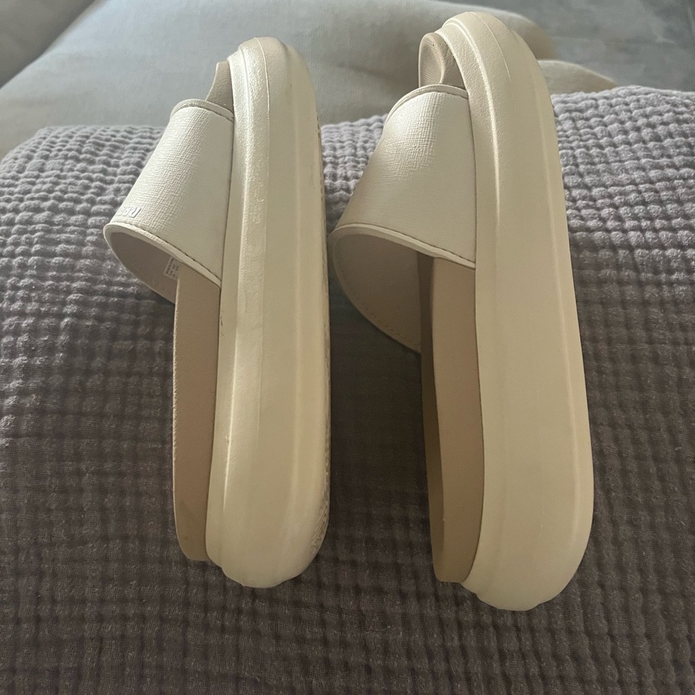 Reef Bondi Slide Size 7 Vintage Oasis